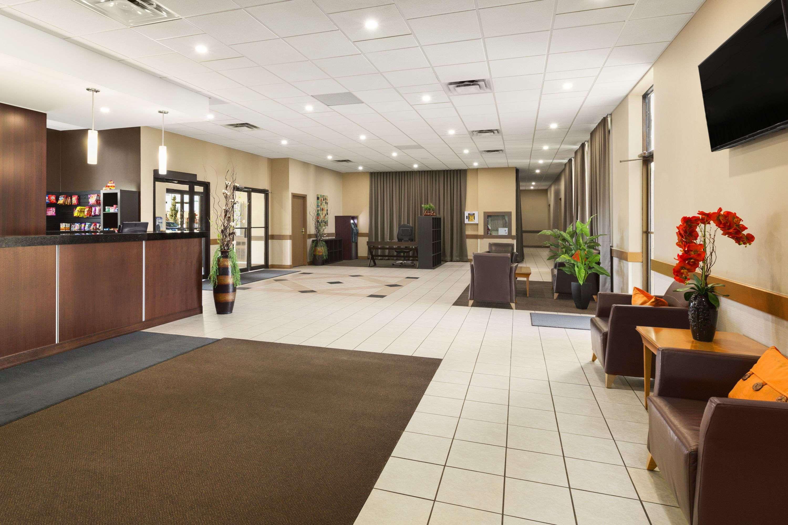 Travelodge By Wyndham Edmonton West Esterno foto