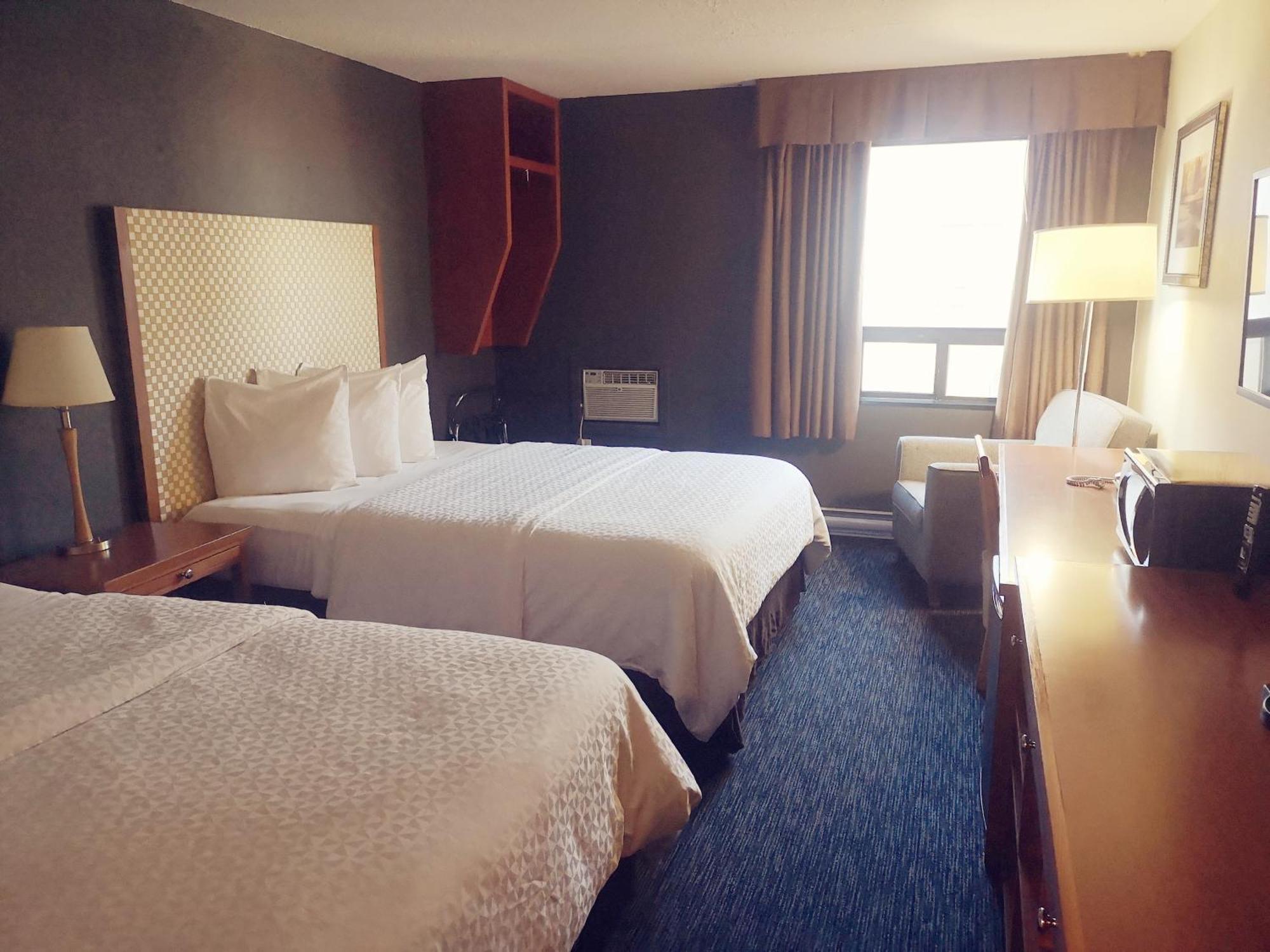 Travelodge By Wyndham Edmonton West Esterno foto