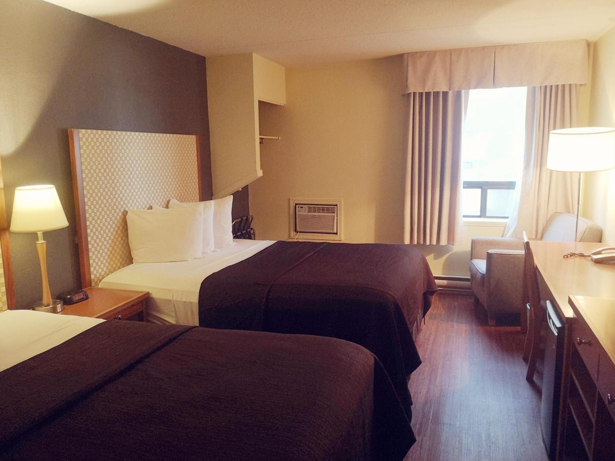 Travelodge By Wyndham Edmonton West Esterno foto